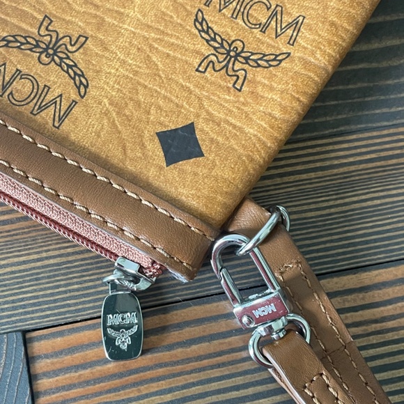 MCM Cognac Leather Trimmed Visetos Zippered Pouch/Wristlet w/ COA - Picture 6 of 12